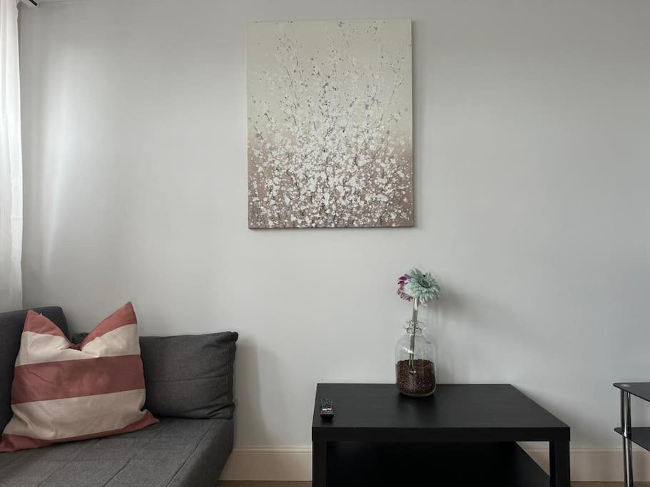Modern 4 Bed-2 Bath In Battersea *
