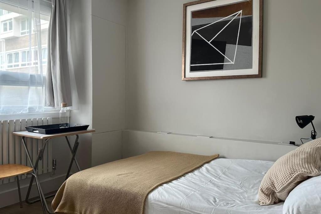 Modern 4 Bed-2 Bath In Battersea