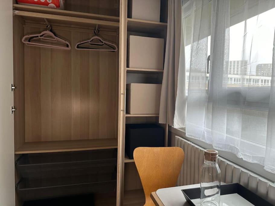 Modern 4 Bed-2 Bath In Battersea